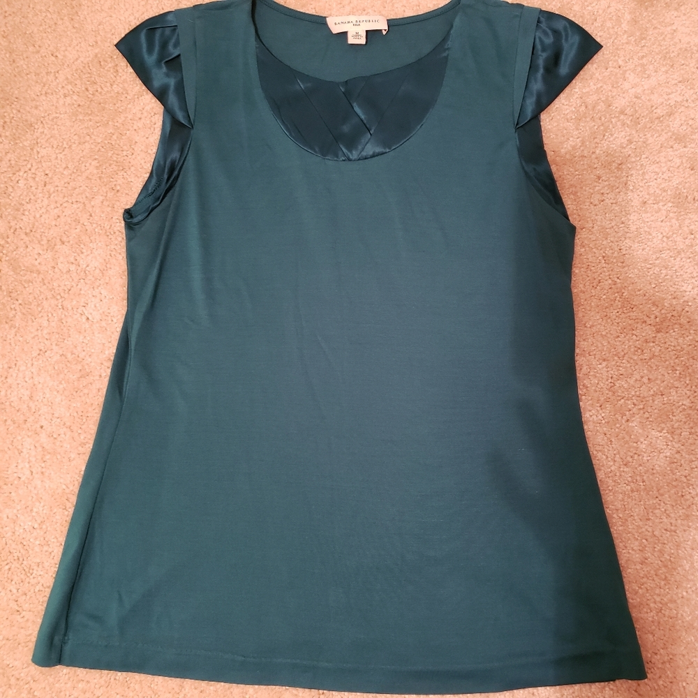 Teal Banana Rebuplic short sleeve top